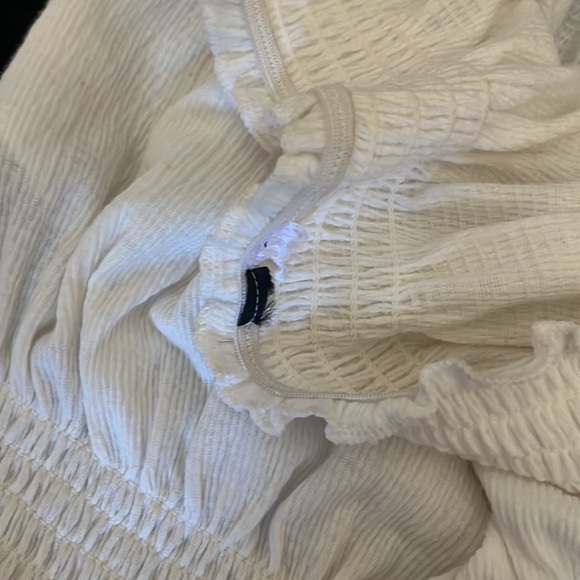 off shoulder white top - Picture 5 of 6